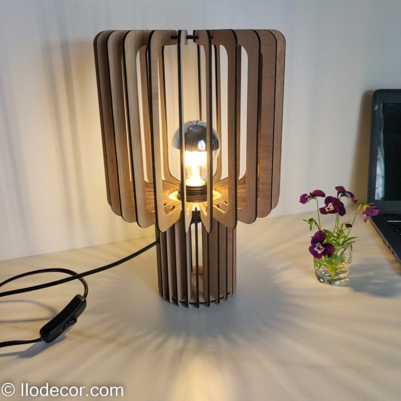 Lampes de chevet / bureau en bois - 9 modèles