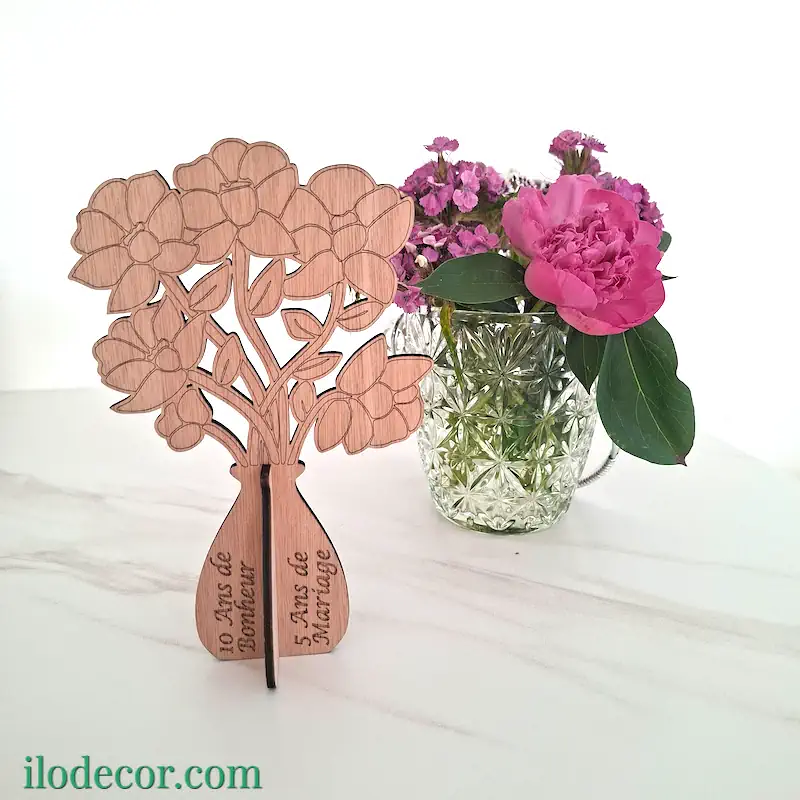 bouquet de fleurs en bois