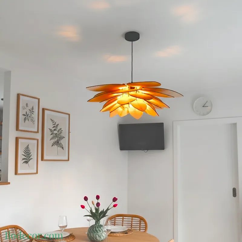 sGrande suspension luminaire bois salon Lotus Majestueux Ilodecor 80cm